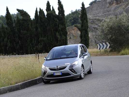 Opel Zafira Tourer: la prova su strada
