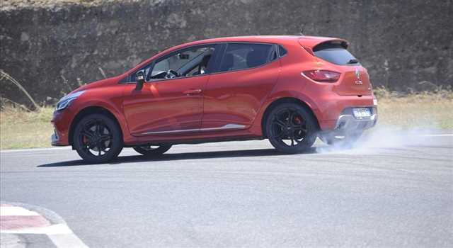 Renault Clio RS: la prova su strada e in pista