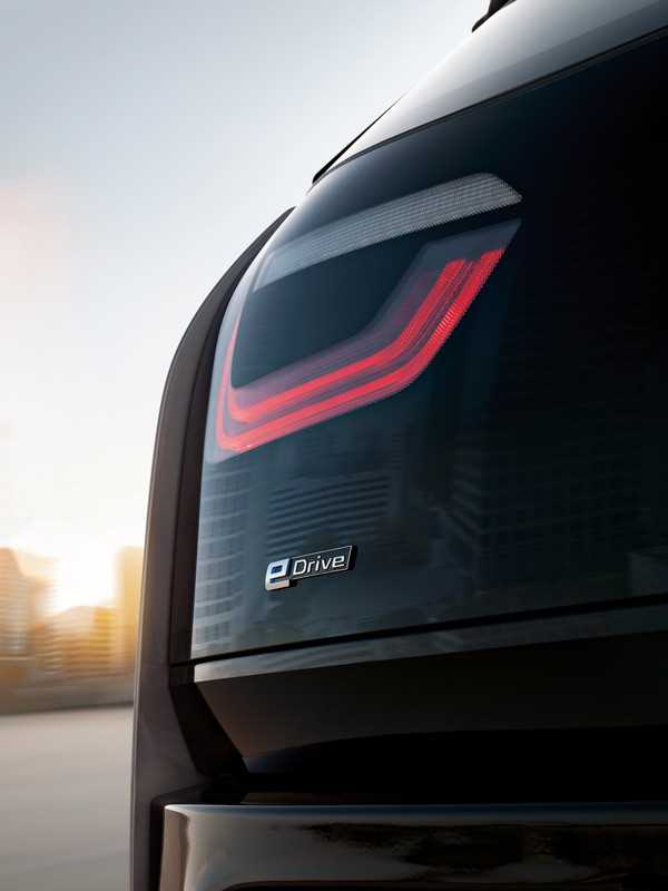 Bmw i3: le foto ufficiali