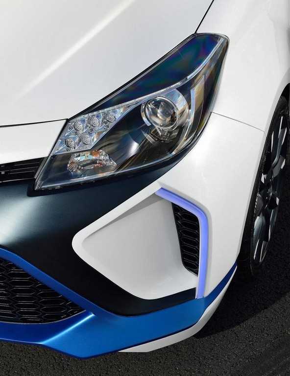 Toyota Yaris Hybrid-R Concept