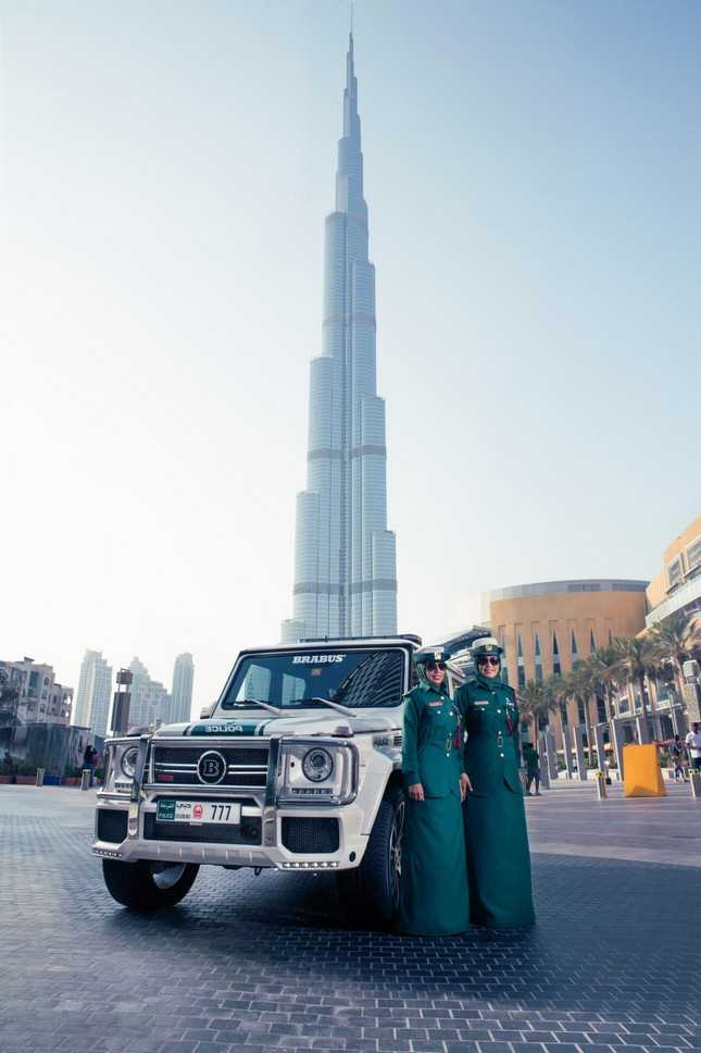 Brabus B63S-700 Widestar  per la Polizia di Dubai