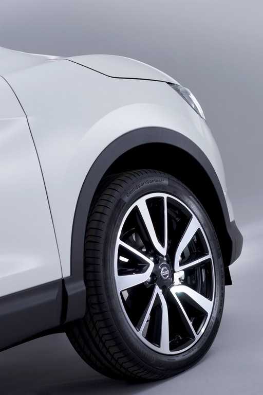 Nissan Qashqai 2014 immagini ufficiali