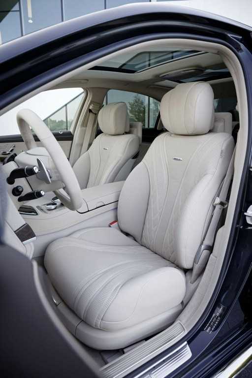 Mercedes S 65 AMG immagini ufficiali