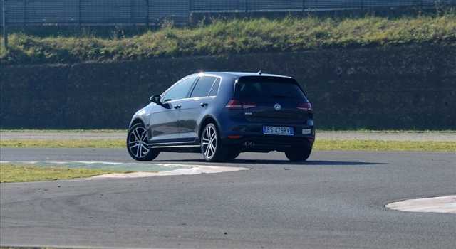 Volkswagen Golf GTD la prova su strada