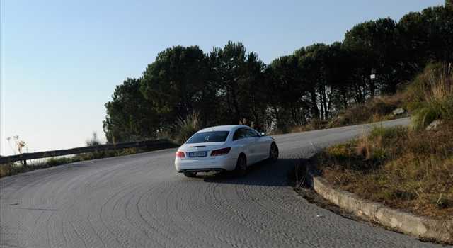 Mercedes Classe E Coupé 220 CDI Sport: la prova su strada