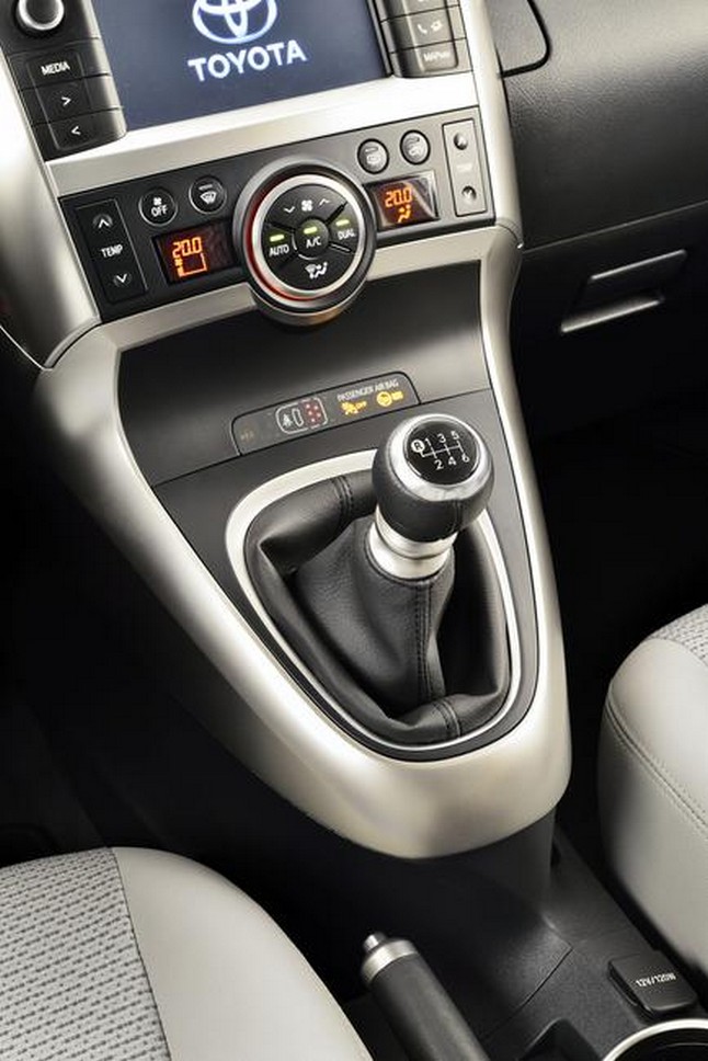 Nuova Toyota Verso 2014