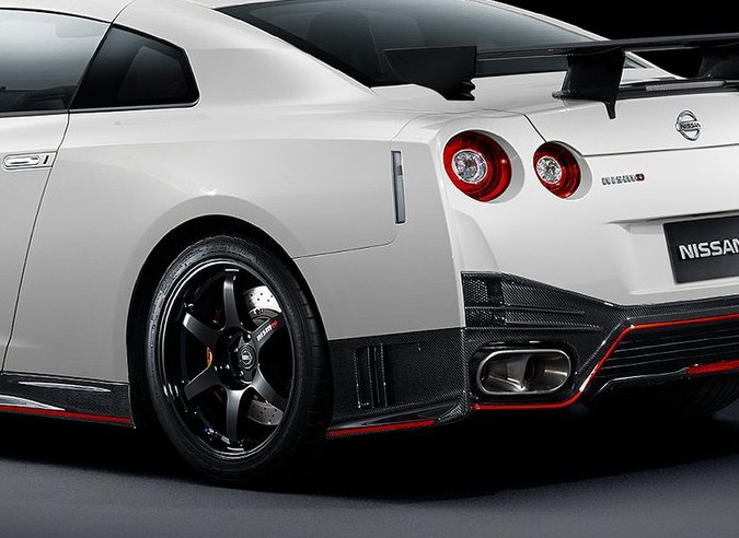 Nissan Gt-R Nismo: nuove immagini ufficiali