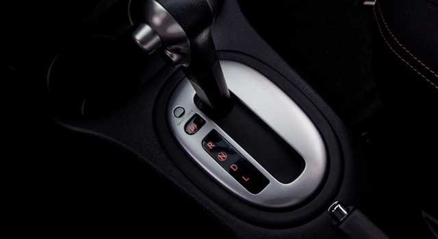 Nissan Versa Note SR 2014