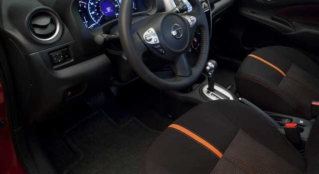 Nissan Versa Note SR 2014