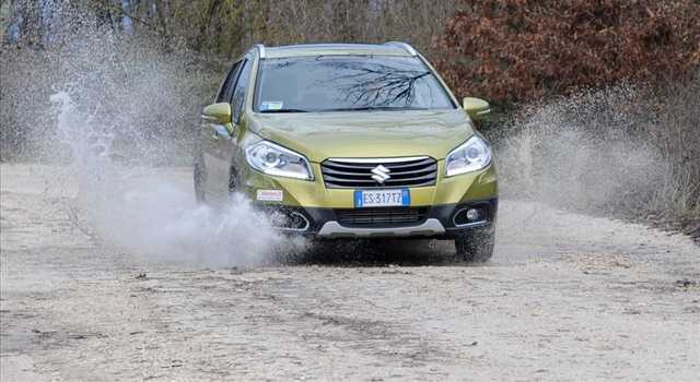 Suzuki SX4 S-Cross: la prova su strada