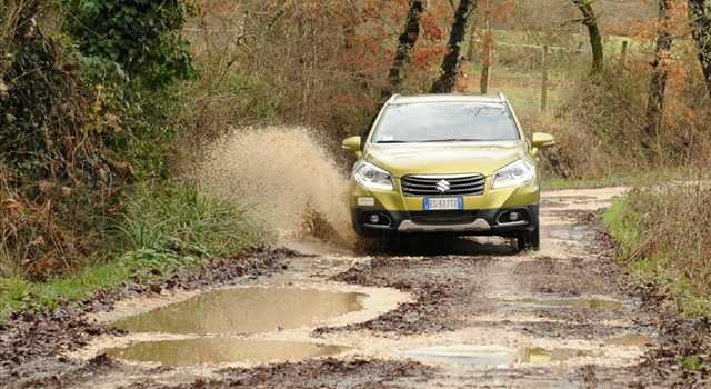 Suzuki SX4 S-Cross: la prova su strada