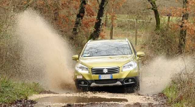 Suzuki SX4 S-Cross: la prova su strada