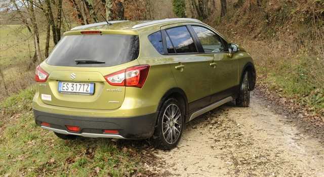 Suzuki SX4 S-Cross: la prova su strada