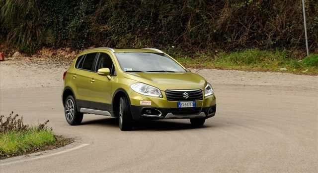 Suzuki SX4 S-Cross: la prova su strada