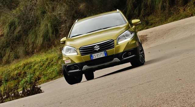 Suzuki SX4 S-Cross: la prova su strada