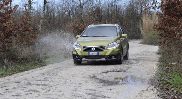 Suzuki SX4 S-Cross: la prova su strada