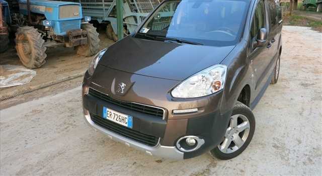 Peugeot Partner Tepee Dangel Endurance Outdoor, prova su strada