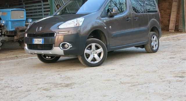 Peugeot Partner Tepee Dangel Endurance Outdoor, prova su strada