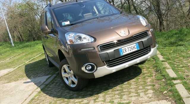 Peugeot Partner Tepee Dangel Endurance Outdoor, prova su strada