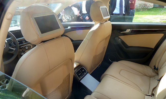 DEEVA, la self-driving car di VisLab