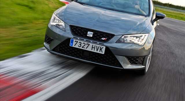 SEAT Leon Cupra: primo contatto