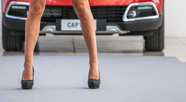 Renault Captur Project Runway
