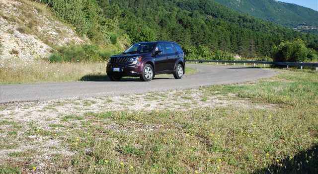 Mahindra XUV500 FWD: la prova su strada