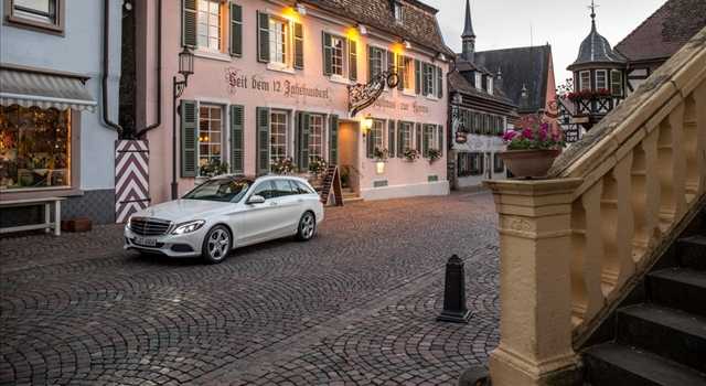 Nuova Mercedes Classe C Station Wagon: immagini ufficiali