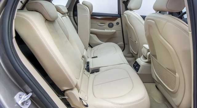 BMW Serie 2 Active Tourer: nuove immagini