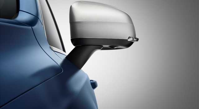 Volvo XC90 R-Design: immagini ufficiali