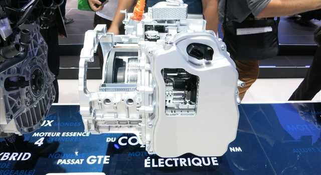 Volkswagen, motorizzazioni al Salone di Parigi 2014