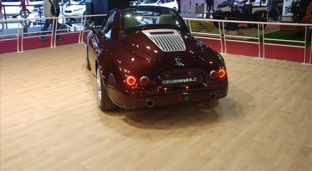 Stand PGO al Salone di Parigi 2014