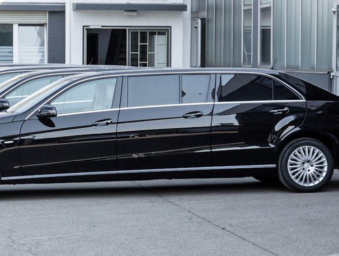 Mercedes Classe E 6 posti by Binz