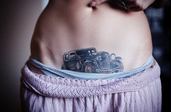 Car Tattoo: i tatuaggi a tema auto più curiosi