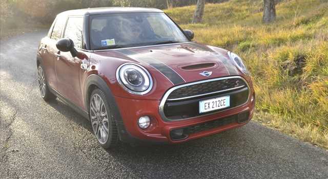 MINI Cooper S 5 porte