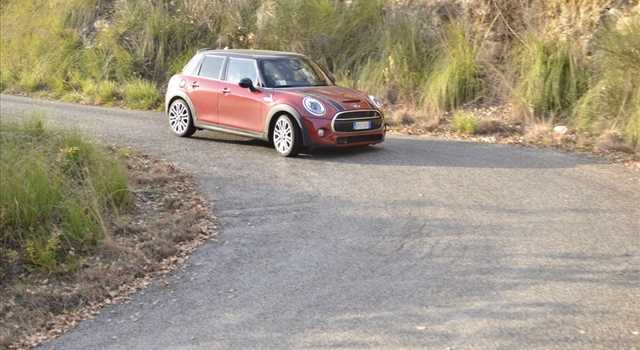 MINI Cooper S 5 porte