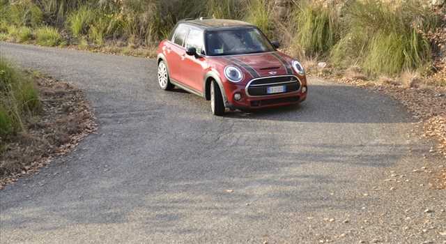 MINI Cooper S 5 porte