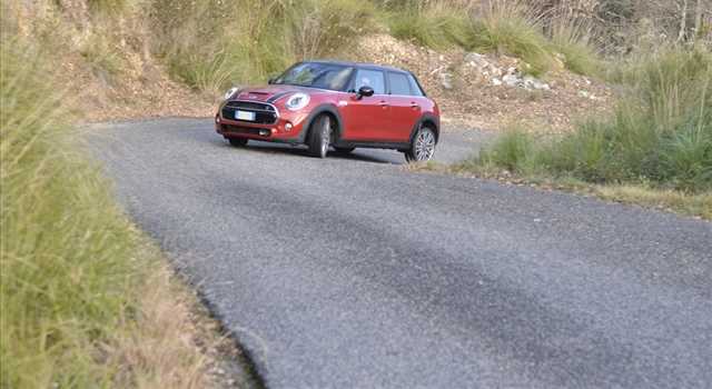 MINI Cooper S 5 porte