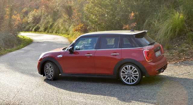 MINI Cooper S 5 porte