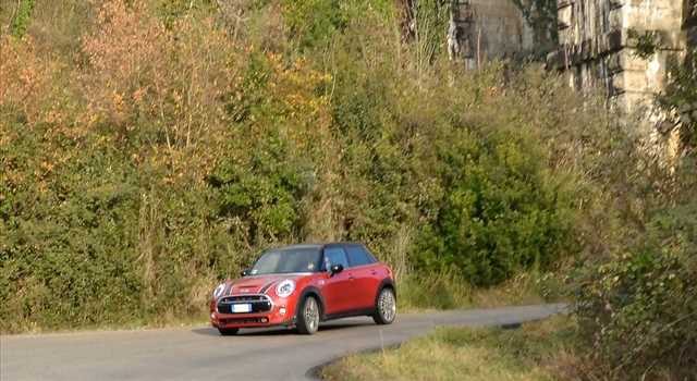 MINI Cooper S 5 porte