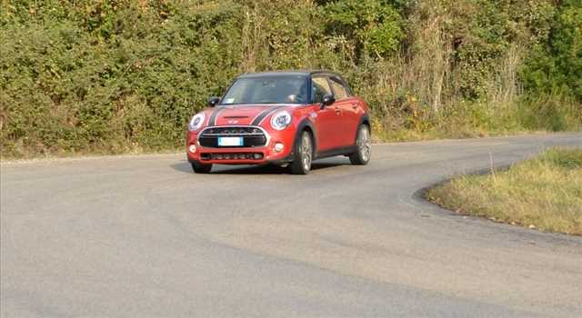 MINI Cooper S 5 porte