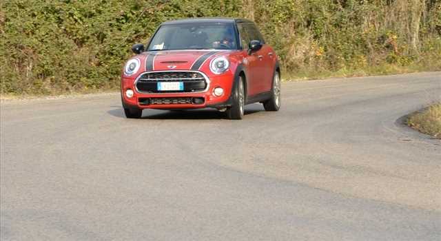 MINI Cooper S 5 porte