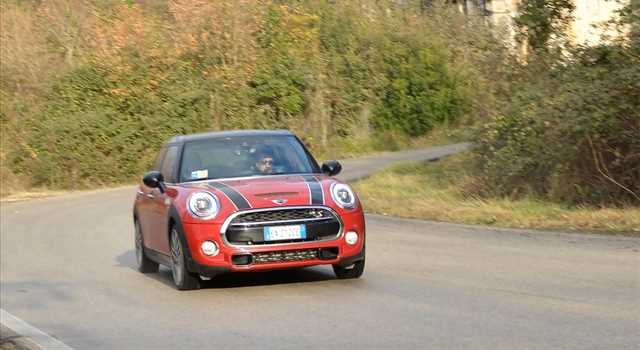 MINI Cooper S 5 porte