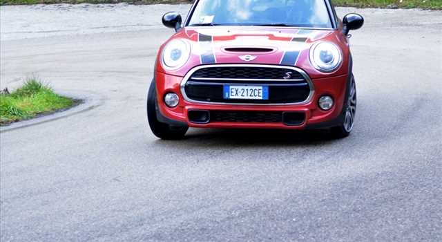 MINI Cooper S 5 porte