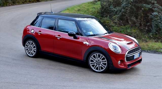 MINI Cooper S 5 porte