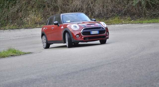 MINI Cooper S 5 porte