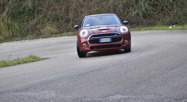 MINI Cooper S 5 porte