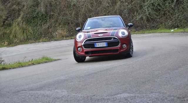 MINI Cooper S 5 porte