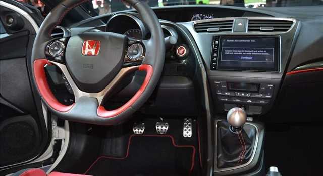 Honda Civic Type-R al Salone di Ginevra 2015