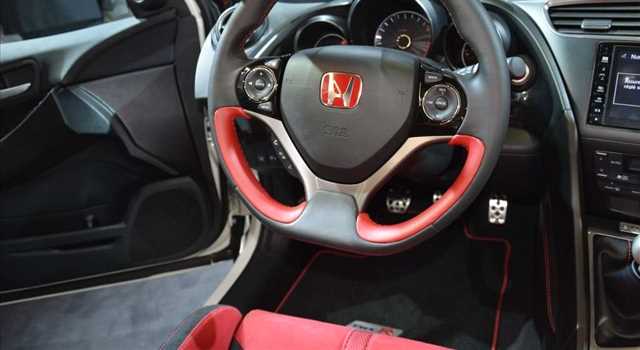 Honda Civic Type-R al Salone di Ginevra 2015